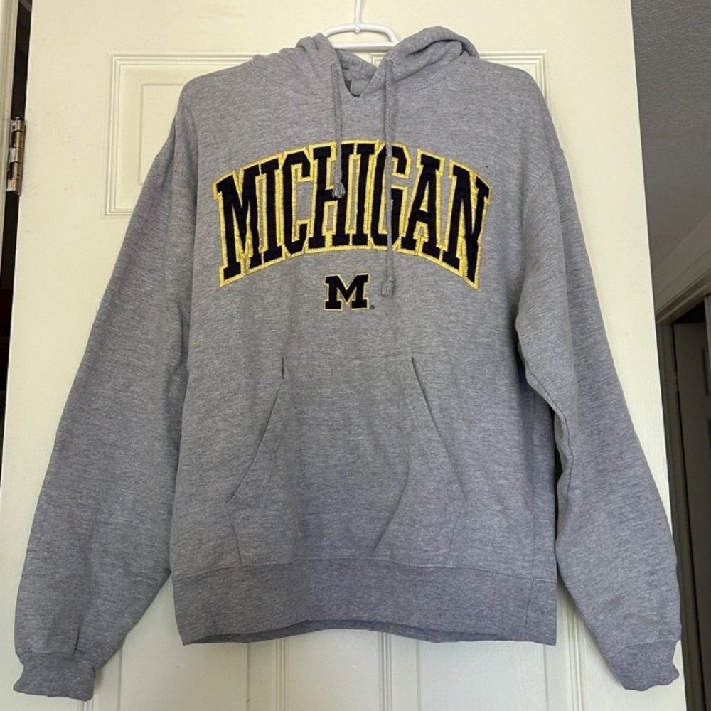 Vintage Michigan University College Sweatshirt Size Latge Gray Hoodie